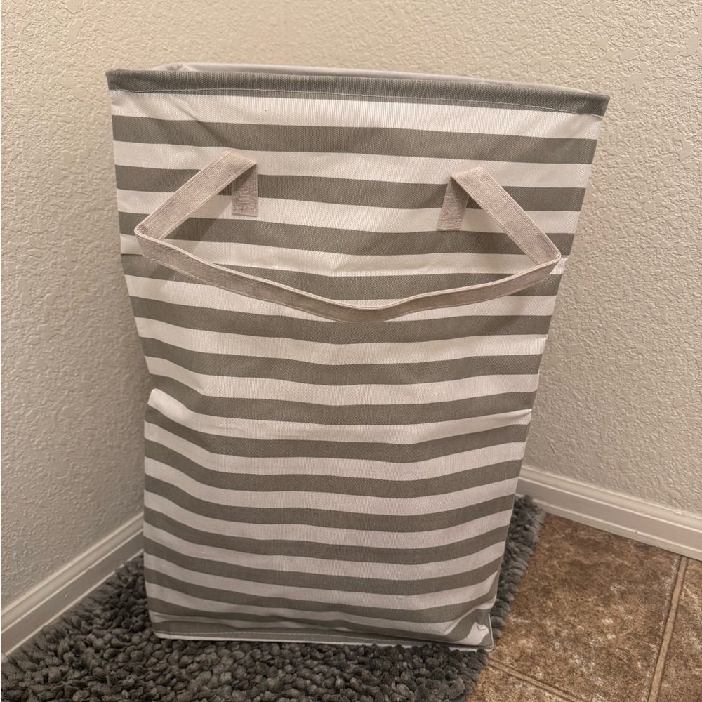 Never Used Gray and White Striped Collapsible Laundry Hamper Item #PHK7181